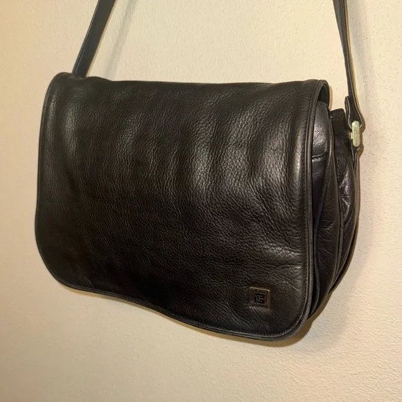 Pierre Balmain Black Leather Shoulder Crossbody Messenger Bag - Picture 2 of 16